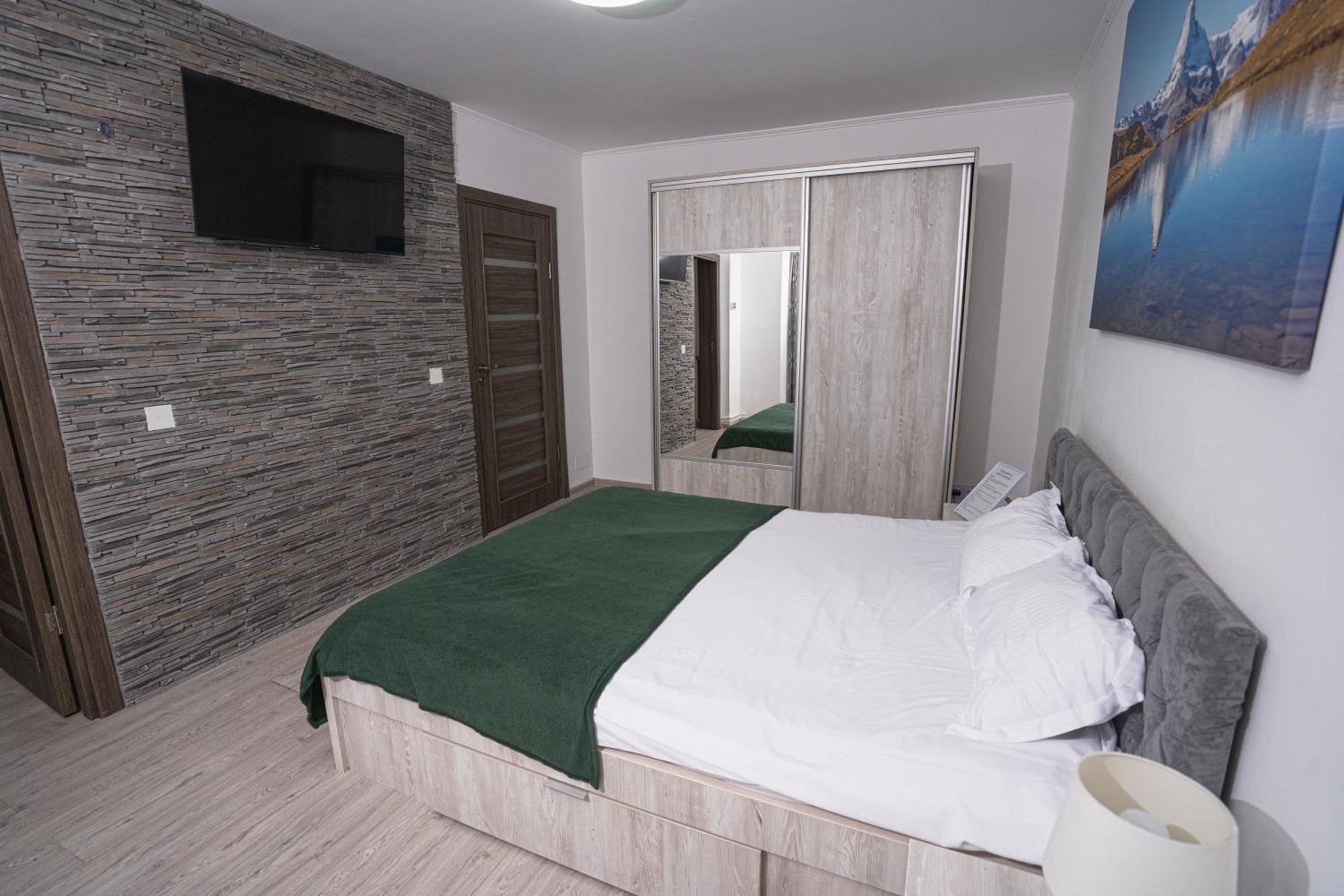 Smart Apartament Braşov Buitenkant foto